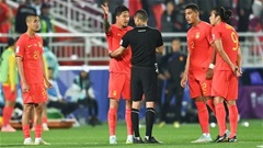 Các CĐV Trung Quốc phẫn nộ vì cho rằng trọng tài cướp mất bàn thắng